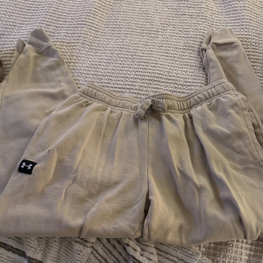 Under Armour Mens Beige Jogger Pants